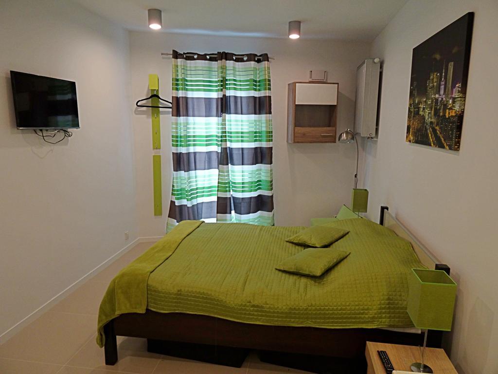 Metro Mlociny Apartment *