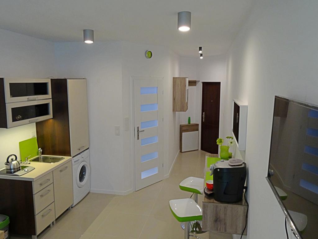 Metro Mlociny Apartment Warschau